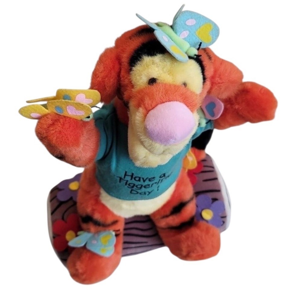 Disney Springtime Tigger Plush, Have‎ a Tiggerific Day!